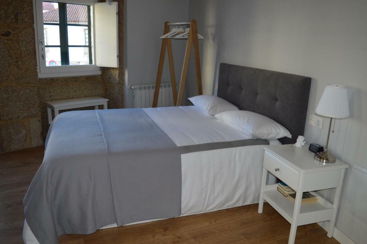 A Casina Villa ซานติอาโก เด กอมโปสเตลา ภายนอก รูปภาพ